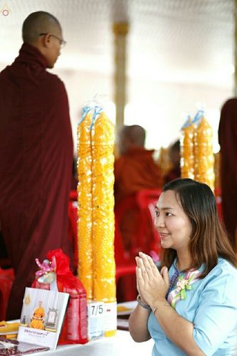 พิธีถวายเทียนพรรษา ผัาอาบน้ำฝน ปัจจัยไทยธรรม แด่คณะสงฆ์ 700 รูป เมืองทวาย