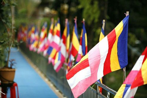 ภาพ No.17862:พิธีถวายเทียนพรรษา ผัาอาบน้ำฝน ปัจจัยไทยธรรม แด่คณะสงฆ์ 700 รูป เมืองทวาย