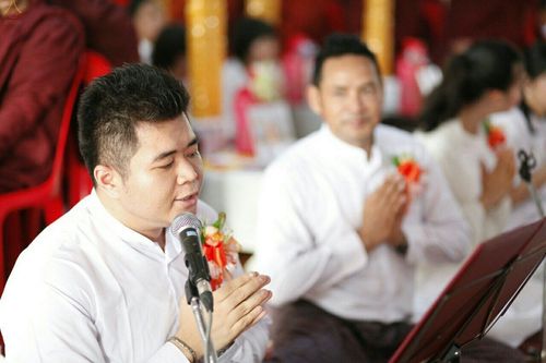 ภาพ No.17867:พิธีถวายเทียนพรรษา ผัาอาบน้ำฝน ปัจจัยไทยธรรม แด่คณะสงฆ์ 700 รูป เมืองทวาย