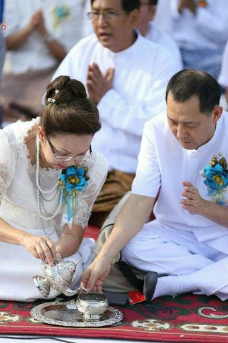 ภาพ No.17965:ประมวลภาพตักบาตรพระ 10,000 รูป ครั้งแรก ณ เมืองมัณฑะเลย์