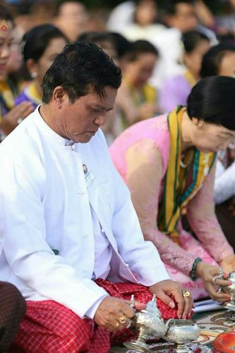 ภาพ No.17974:ประมวลภาพตักบาตรพระ 10,000 รูป ครั้งแรก ณ เมืองมัณฑะเลย์