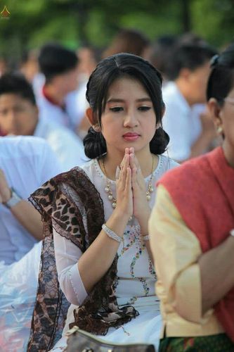 ภาพ No.17991:ประมวลภาพตักบาตรพระ 10,000 รูป ครั้งแรก ณ เมืองมัณฑะเลย์