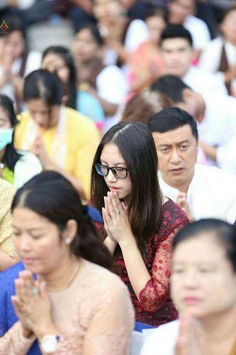 ภาพ No.17988:ประมวลภาพตักบาตรพระ 10,000 รูป ครั้งแรก ณ เมืองมัณฑะเลย์