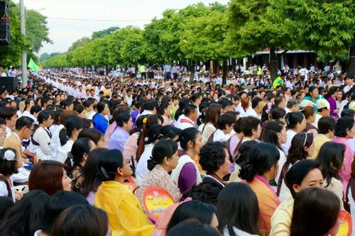 ภาพ No.18001:ประมวลภาพตักบาตรพระ 10,000 รูป ครั้งแรก ณ เมืองมัณฑะเลย์