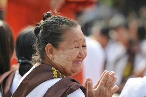 ภาพ No.18002:ประมวลภาพตักบาตรพระ 10,000 รูป ครั้งแรก ณ เมืองมัณฑะเลย์