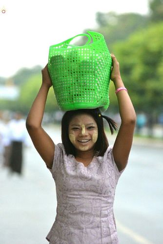 ภาพ No.18028:ประมวลภาพตักบาตรพระ 10,000 รูป ครั้งแรก ณ เมืองมัณฑะเลย์