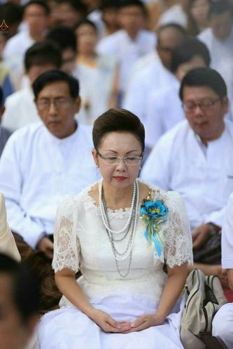 ภาพ No.18042:ประมวลภาพตักบาตรพระ 10,000 รูป ครั้งแรก ณ เมืองมัณฑะเลย์