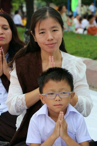 ภาพ No.18060:ประมวลภาพตักบาตรพระ 10,000 รูป ครั้งแรก ณ เมืองมัณฑะเลย์