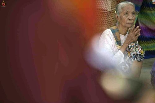 ภาพ No.18063:ประมวลภาพตักบาตรพระ 10,000 รูป ครั้งแรก ณ เมืองมัณฑะเลย์