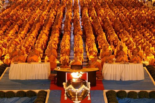 ภาพ No.18152:ประมวลภาพวันครูผู้ค้นพบวิชชาธรรมกาย 27 กันยายน พ.ศ. 2558 ณ วัดพระธรรมกาย