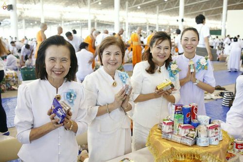 ภาพ No.18176:ประมวลภาพวันครูผู้ค้นพบวิชชาธรรมกาย 27 กันยายน พ.ศ. 2558 ณ วัดพระธรรมกาย