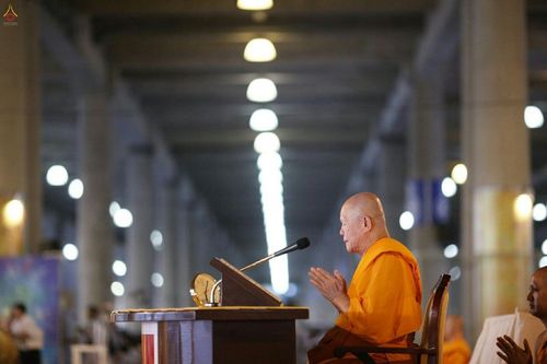 ภาพ No.18183:ประมวลภาพวันครูผู้ค้นพบวิชชาธรรมกาย 27 กันยายน พ.ศ. 2558 ณ วัดพระธรรมกาย