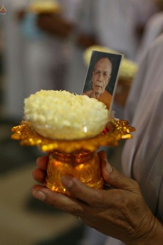 ภาพ No.18254:ประมวลภาพวันครูผู้ค้นพบวิชชาธรรมกาย 27 กันยายน พ.ศ. 2558 ณ วัดพระธรรมกาย