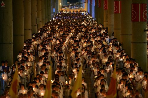 ภาพ No.18263:ประมวลภาพวันครูผู้ค้นพบวิชชาธรรมกาย 27 กันยายน พ.ศ. 2558 ณ วัดพระธรรมกาย