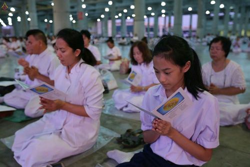 ภาพ No.18274:ประมวลภาพวันครูผู้ค้นพบวิชชาธรรมกาย 27 กันยายน พ.ศ. 2558 ณ วัดพระธรรมกาย