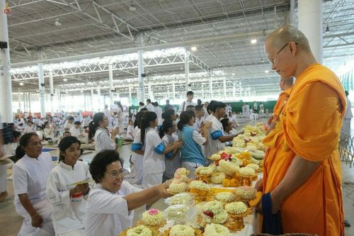 ภาพ No.18277:ประมวลภาพวันครูผู้ค้นพบวิชชาธรรมกาย 27 กันยายน พ.ศ. 2558 ณ วัดพระธรรมกาย