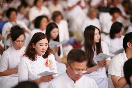 ภาพ No.18309:ประมวลภาพวันครูผู้ค้นพบวิชชาธรรมกาย 27 กันยายน พ.ศ. 2558 ณ วัดพระธรรมกาย