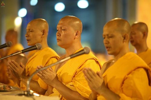 ภาพ No.18367:ประมวลภาพวันครูผู้ค้นพบวิชชาธรรมกาย 27 กันยายน พ.ศ. 2558 ณ วัดพระธรรมกาย