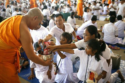 ภาพ No.18370:ประมวลภาพวันครูผู้ค้นพบวิชชาธรรมกาย 27 กันยายน พ.ศ. 2558 ณ วัดพระธรรมกาย