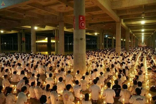 ภาพ No.18417:ประมวลภาพวันครูผู้ค้นพบวิชชาธรรมกาย 27 กันยายน พ.ศ. 2558 ณ วัดพระธรรมกาย