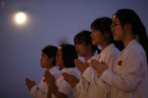 ภาพ No.18415:ประมวลภาพวันครูผู้ค้นพบวิชชาธรรมกาย 27 กันยายน พ.ศ. 2558 ณ วัดพระธรรมกาย