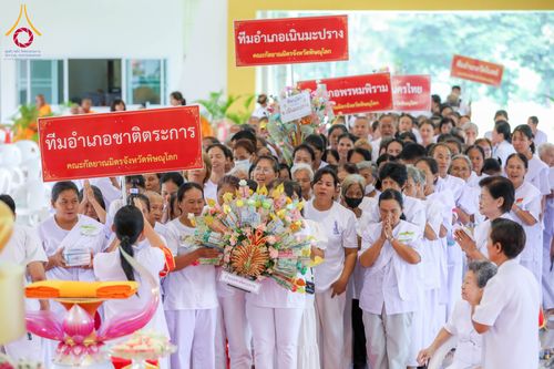 ภาพ No.350700:วันที่ 18-20 กันยายน พ.ศ.2569  โครงการอุบาสกแก้ว อุบาสิกาแก้ว เพื่อเป็นตัวแทนในการทอดกฐินสามัคคีทั่วไทย 30,000 วัด “บูชาธรรม 82 ปี หลวงพ่อธัมมชโย” รุ่นที่ 2 มีผู้เข้าร่วมรับการอบรม 230 ท่าน ณ ธุดงคสถานพิษณุโลก อ.วังทอง จ.พิษณุโลก
