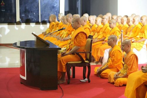 ภาพ No.18730:วันคล้ายวันเกิด 131 ปี พระมงคลเทพมุนี (สด จนฺทสโร) หลวงปู่วัดปากน้ำ ภาษีเจริญ ผู้ค้นพบวิชชาธรรมกาย วันเสาร์ที่ 10 ตุลาคม พ.ศ. 2558