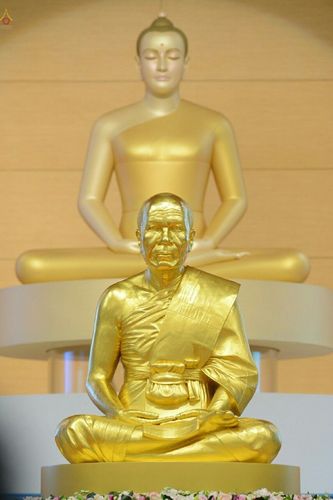 ภาพ No.18740:วันคล้ายวันเกิด 131 ปี พระมงคลเทพมุนี (สด จนฺทสโร) หลวงปู่วัดปากน้ำ ภาษีเจริญ ผู้ค้นพบวิชชาธรรมกาย วันเสาร์ที่ 10 ตุลาคม พ.ศ. 2558