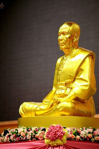 ภาพ No.18763:วันคล้ายวันเกิด 131 ปี พระมงคลเทพมุนี (สด จนฺทสโร) หลวงปู่วัดปากน้ำ ภาษีเจริญ ผู้ค้นพบวิชชาธรรมกาย วันเสาร์ที่ 10 ตุลาคม พ.ศ. 2558