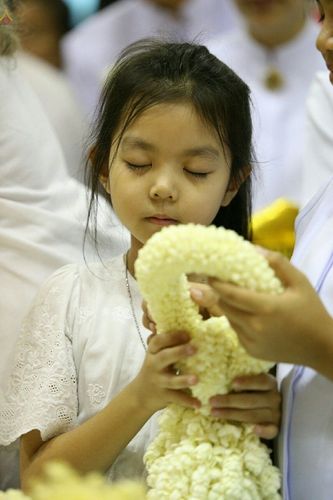 ภาพ No.18785:วันคล้ายวันเกิด 131 ปี พระมงคลเทพมุนี (สด จนฺทสโร) หลวงปู่วัดปากน้ำ ภาษีเจริญ ผู้ค้นพบวิชชาธรรมกาย วันเสาร์ที่ 10 ตุลาคม พ.ศ. 2558