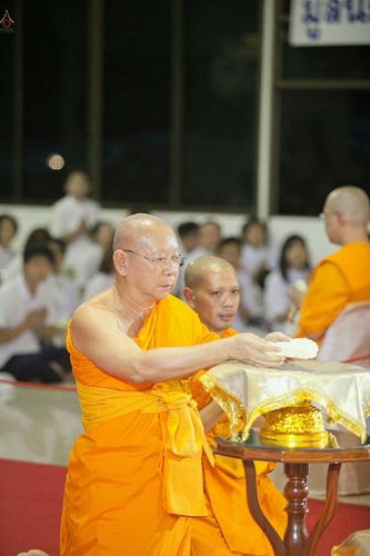 ภาพ No.18788:วันคล้ายวันเกิด 131 ปี พระมงคลเทพมุนี (สด จนฺทสโร) หลวงปู่วัดปากน้ำ ภาษีเจริญ ผู้ค้นพบวิชชาธรรมกาย วันเสาร์ที่ 10 ตุลาคม พ.ศ. 2558