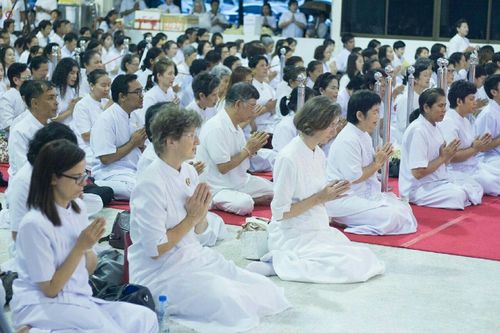 ภาพ No.18792:วันคล้ายวันเกิด 131 ปี พระมงคลเทพมุนี (สด จนฺทสโร) หลวงปู่วัดปากน้ำ ภาษีเจริญ ผู้ค้นพบวิชชาธรรมกาย วันเสาร์ที่ 10 ตุลาคม พ.ศ. 2558