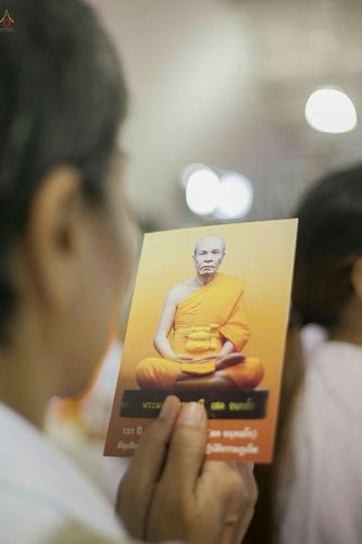 ภาพ No.18794:วันคล้ายวันเกิด 131 ปี พระมงคลเทพมุนี (สด จนฺทสโร) หลวงปู่วัดปากน้ำ ภาษีเจริญ ผู้ค้นพบวิชชาธรรมกาย วันเสาร์ที่ 10 ตุลาคม พ.ศ. 2558