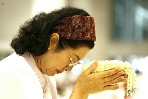 ภาพ No.18798:วันคล้ายวันเกิด 131 ปี พระมงคลเทพมุนี (สด จนฺทสโร) หลวงปู่วัดปากน้ำ ภาษีเจริญ ผู้ค้นพบวิชชาธรรมกาย วันเสาร์ที่ 10 ตุลาคม พ.ศ. 2558