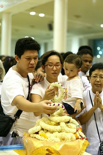 ภาพ No.18802:วันคล้ายวันเกิด 131 ปี พระมงคลเทพมุนี (สด จนฺทสโร) หลวงปู่วัดปากน้ำ ภาษีเจริญ ผู้ค้นพบวิชชาธรรมกาย วันเสาร์ที่ 10 ตุลาคม พ.ศ. 2558