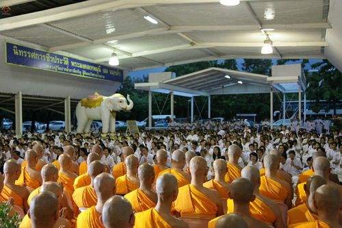 ภาพ No.18812:วันคล้ายวันเกิด 131 ปี พระมงคลเทพมุนี (สด จนฺทสโร) หลวงปู่วัดปากน้ำ ภาษีเจริญ ผู้ค้นพบวิชชาธรรมกาย วันเสาร์ที่ 10 ตุลาคม พ.ศ. 2558