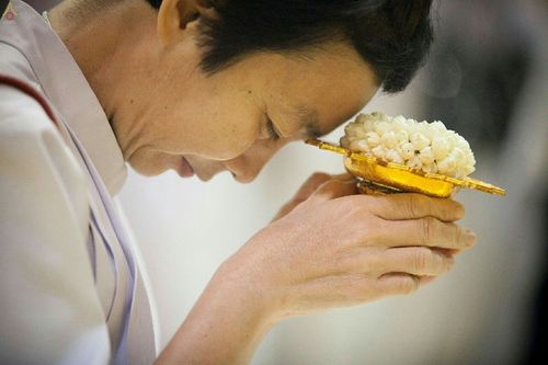 ภาพ No.18824:วันคล้ายวันเกิด 131 ปี พระมงคลเทพมุนี (สด จนฺทสโร) หลวงปู่วัดปากน้ำ ภาษีเจริญ ผู้ค้นพบวิชชาธรรมกาย วันเสาร์ที่ 10 ตุลาคม พ.ศ. 2558