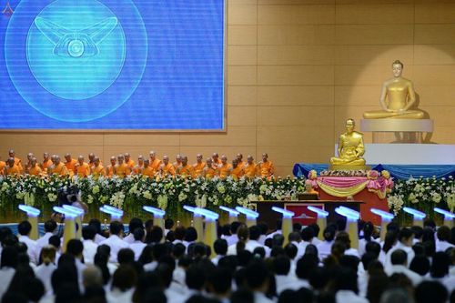 ภาพ No.18839:วันคล้ายวันเกิด 131 ปี พระมงคลเทพมุนี (สด จนฺทสโร) หลวงปู่วัดปากน้ำ ภาษีเจริญ ผู้ค้นพบวิชชาธรรมกาย วันเสาร์ที่ 10 ตุลาคม พ.ศ. 2558