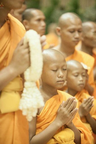 ภาพ No.18842:วันคล้ายวันเกิด 131 ปี พระมงคลเทพมุนี (สด จนฺทสโร) หลวงปู่วัดปากน้ำ ภาษีเจริญ ผู้ค้นพบวิชชาธรรมกาย วันเสาร์ที่ 10 ตุลาคม พ.ศ. 2558