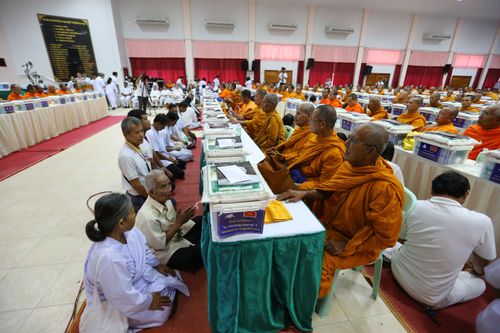 ภาพ No.29551:พิธีถวายสังฆทานแด่คณะสงฆ์ 323 วัด ใน 4 จังหวัดภาคใต้ ครั้งที่ 117