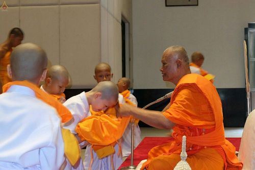 ภาพ No.18880:ประมวลภาพพิธีบรรพชาสามเณรยุวธรรมทายาท รุ่น 24 โครงการ 2