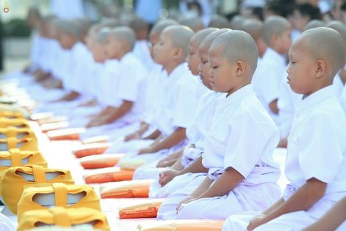 ภาพ No.18894:ประมวลภาพพิธีบรรพชาสามเณรยุวธรรมทายาท รุ่น 24 โครงการ 2