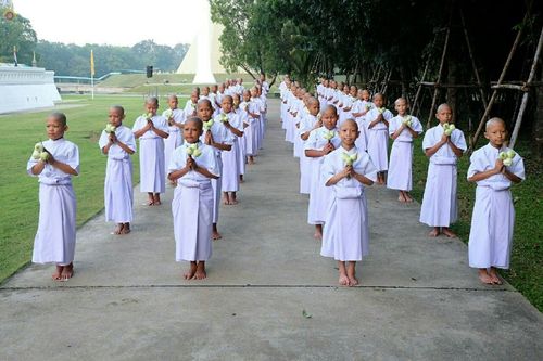 ภาพ No.18899:ประมวลภาพพิธีบรรพชาสามเณรยุวธรรมทายาท รุ่น 24 โครงการ 2
