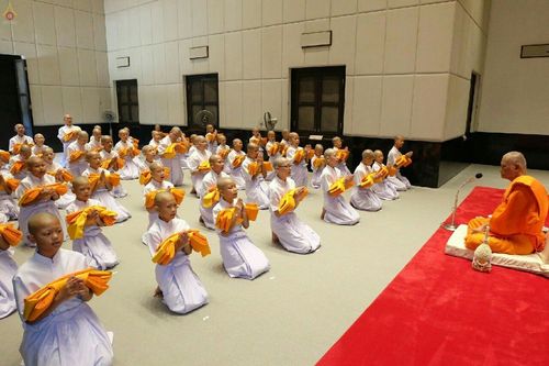 ภาพ No.18903:ประมวลภาพพิธีบรรพชาสามเณรยุวธรรมทายาท รุ่น 24 โครงการ 2