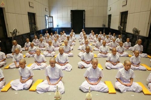 ภาพ No.18921:ประมวลภาพพิธีบรรพชาสามเณรยุวธรรมทายาท รุ่น 24 โครงการ 2