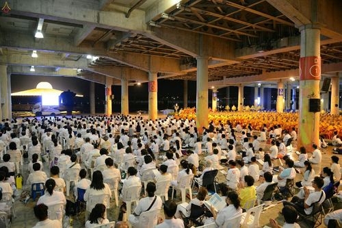 ภาพ No.19054:วันออกพรรษา ณ วัดพระธรรมกาย