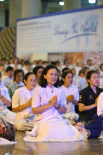 ภาพ No.19080:วันออกพรรษา ณ วัดพระธรรมกาย