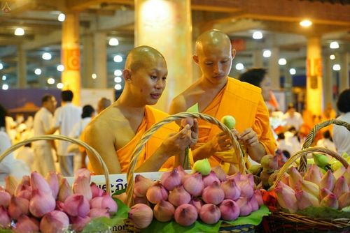 ภาพ No.19081:วันออกพรรษา ณ วัดพระธรรมกาย