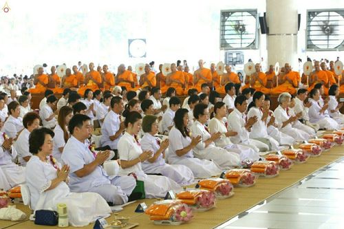 ภาพ No.19083:วันออกพรรษา ณ วัดพระธรรมกาย