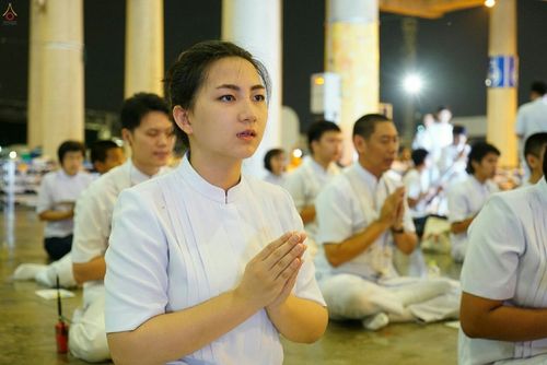 ภาพ No.19094:วันออกพรรษา ณ วัดพระธรรมกาย